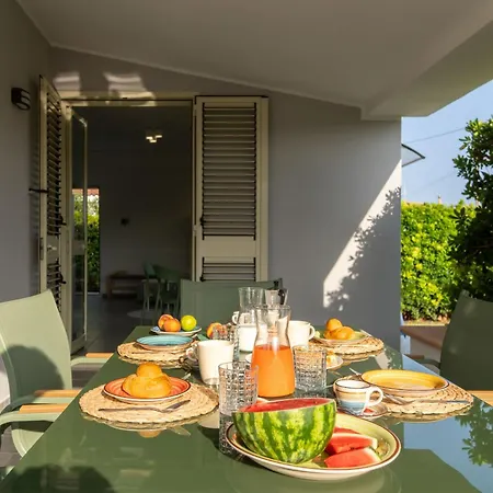 Due Mari - Seaside Retreat With Private Pool