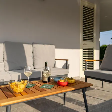 Due Mari - Seaside Retreat With Private Pool * Ognina