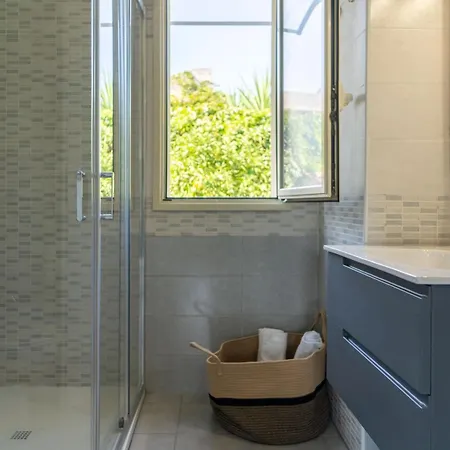 Due Mari - Seaside Retreat With Private Pool Ognina