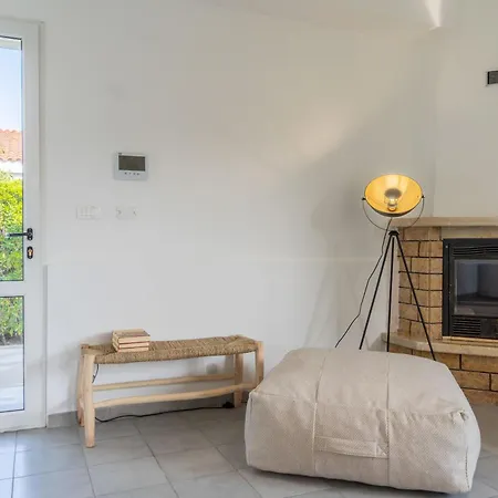 Due Mari - Seaside Retreat With Private Pool * Ognina