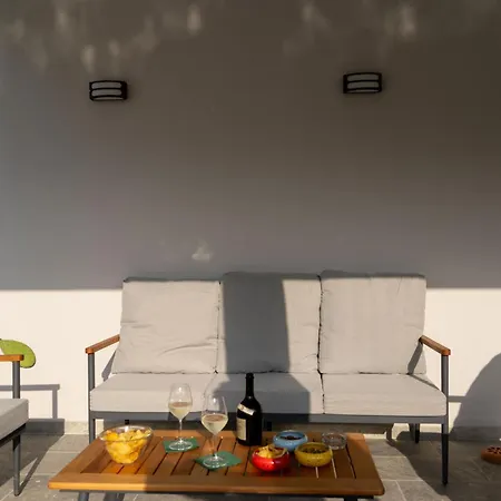 Due Mari - Seaside Retreat With Private Pool Villa *