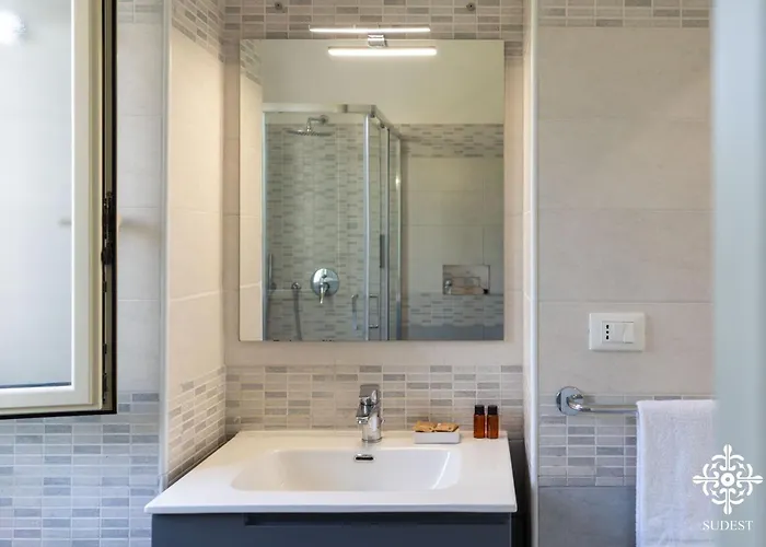 Due Mari - Seaside Retreat With Private Pool * Ognina