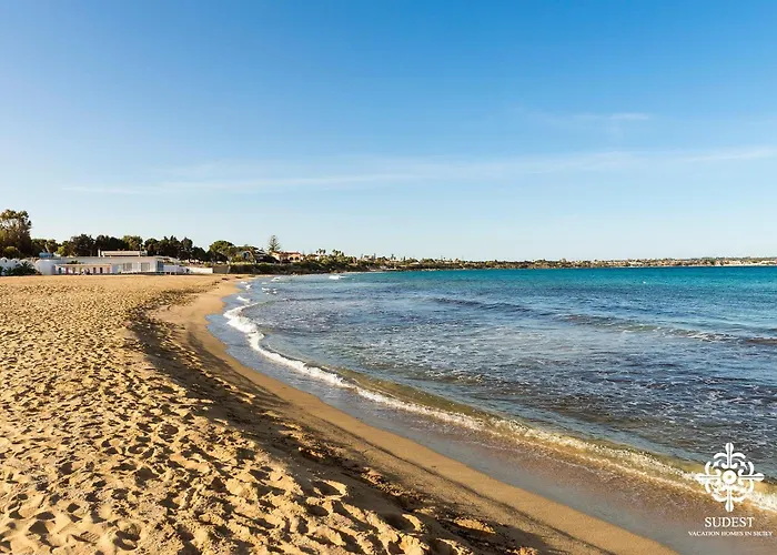 Due Mari - Seaside Retreat With Private Pool